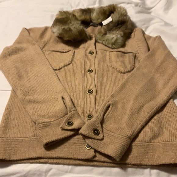 Sweater/ Cardigan NWT - Picture 3 of 5